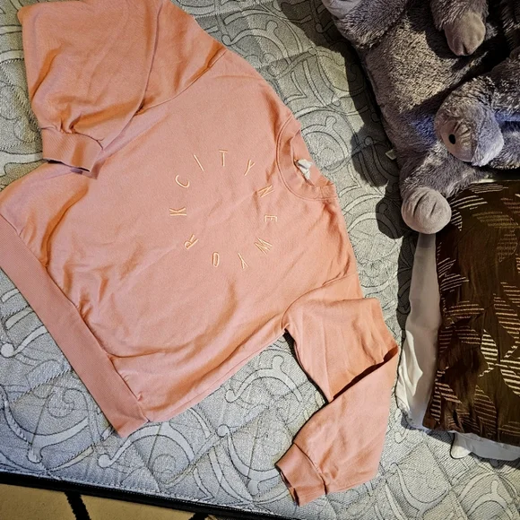 Pink Shirt - Picture 3 of 3